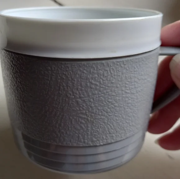 Vintage Therm-o-ware unbreakable cups. - Picture 10 of 14